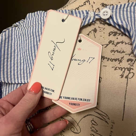 NWT Young 17 top, size S - Picture 5 of 6